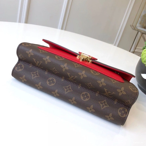VICTOIRE Louis Vuitton 0718